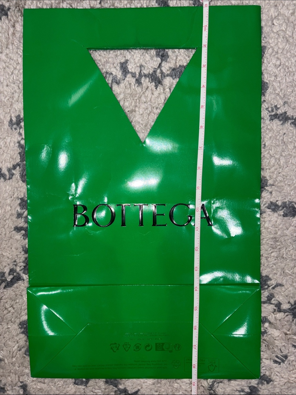 Bottega Veneta Shiny Emerald Green Tote Bag